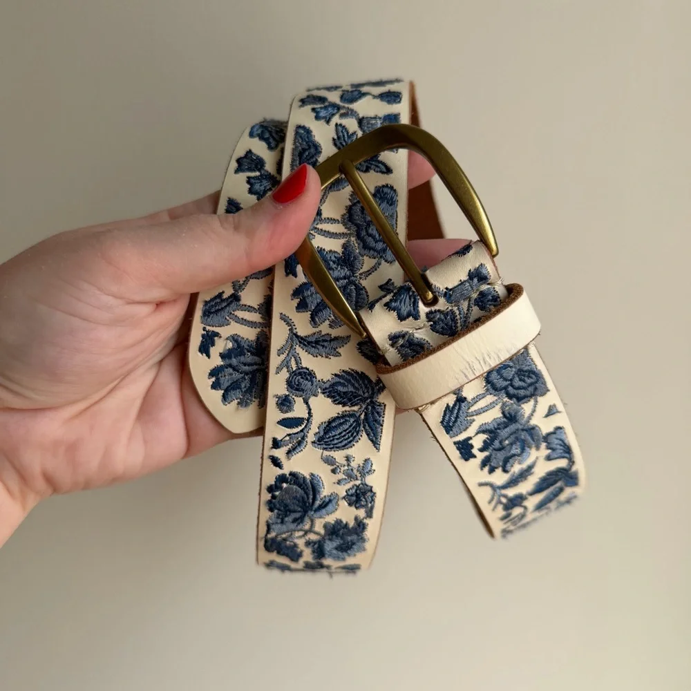 Lucky Brand Botanical Embroidery Leather Belt